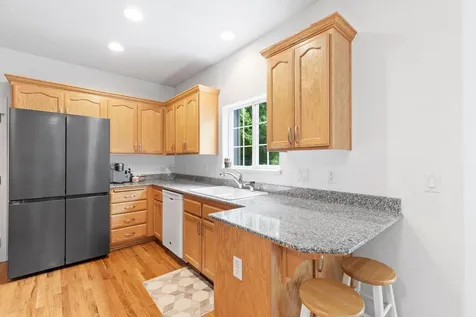 280 Meadow Drive Ashland OR 97520