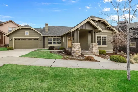 2619 NW Awbrey Point Circle Bend OR 97703