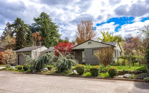 1402 Reddy Avenue Medford OR 97504