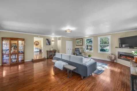 23051 Maverick Lane Bend OR 97701
