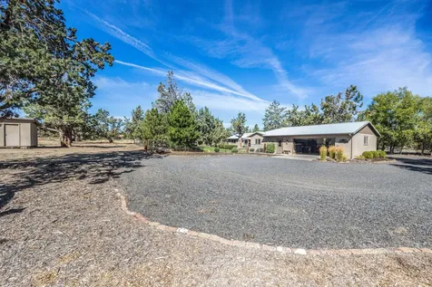 23051 Maverick Lane Bend OR 97701