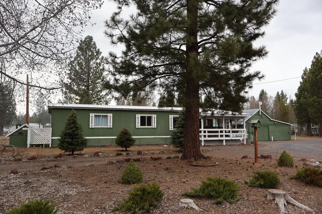 147354 Bills Road Gilchrist OR 97737
