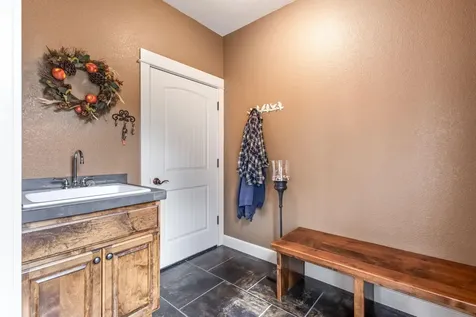 7606 SE Madison Avenue Prineville OR 97754