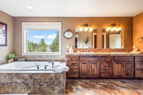 7606 SE Madison Avenue Prineville OR 97754