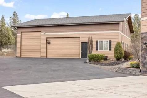 7606 SE Madison Avenue Prineville OR 97754