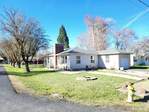 5006 S Etna Street Klamath Falls OR 97603