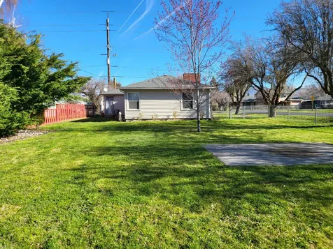 5006 S Etna Street Klamath Falls OR 97603