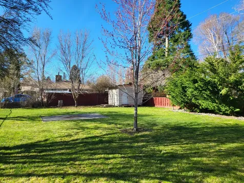 5006 S Etna Street Klamath Falls OR 97603