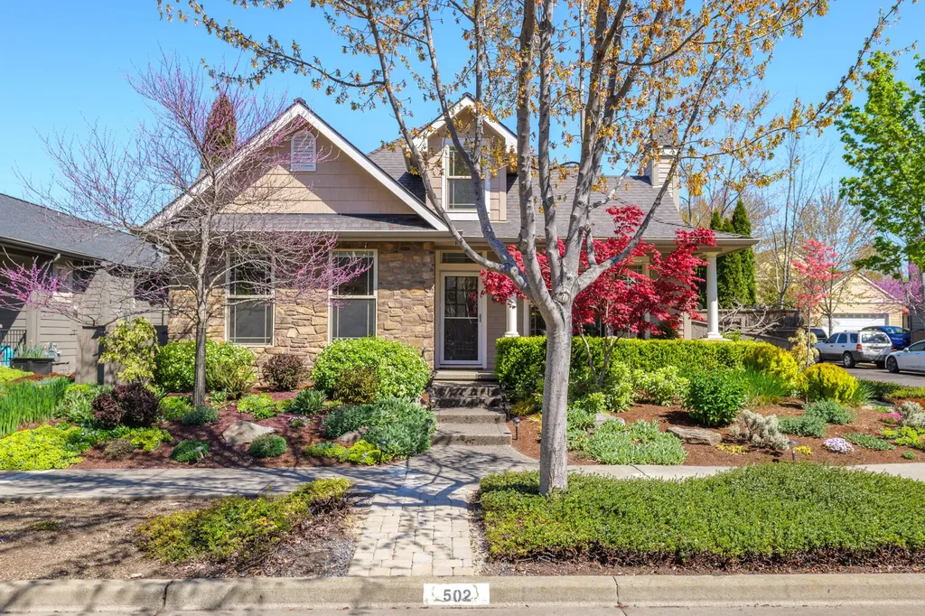 502 Clinton Street Ashland OR 97520
