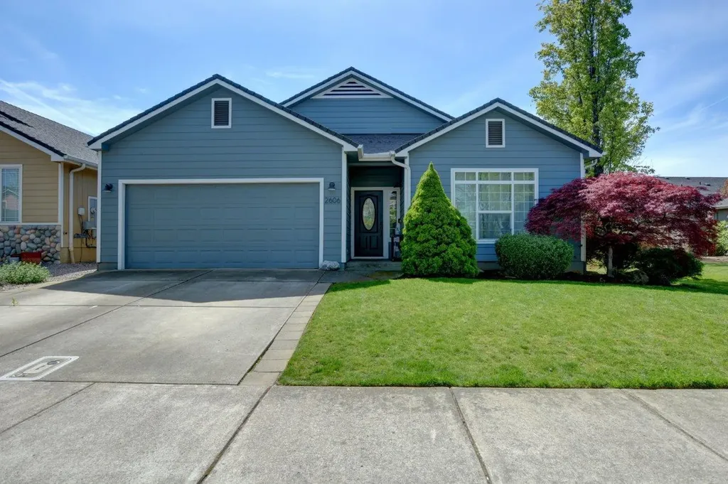 2606 Parkwood Village Lane Central Point OR 97502