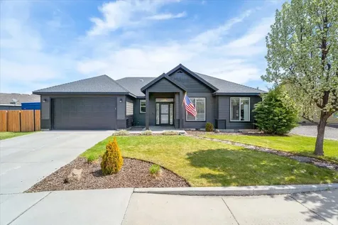 400 NW 16th Place Redmond OR 97756