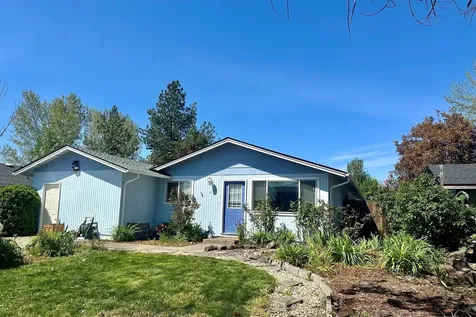 25 N Buchanan Avenue Eagle Point OR 97524