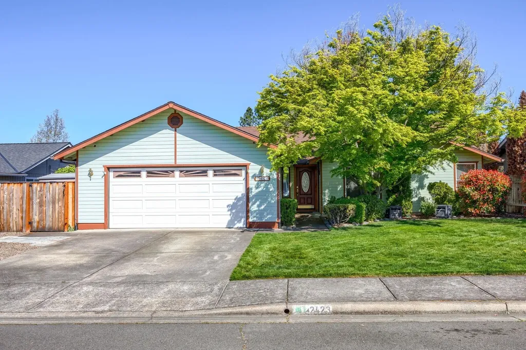 2423 Temple Drive Medford OR 97504
