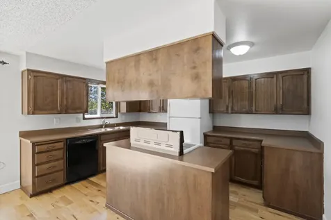 1443 Papago Drive Medford OR 97504