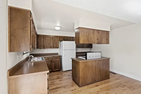1443 Papago Drive Medford OR 97504