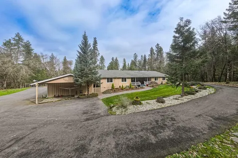 525 Ewe Creek Road Grants Pass OR 97526