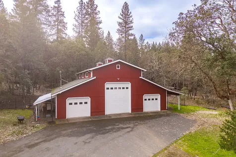 525 Ewe Creek Road Grants Pass OR 97526