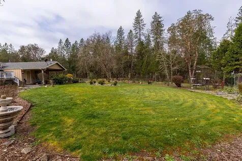 525 Ewe Creek Road Grants Pass OR 97526