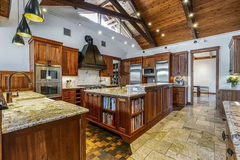 64435 Rock Springs Road Bend OR 97703