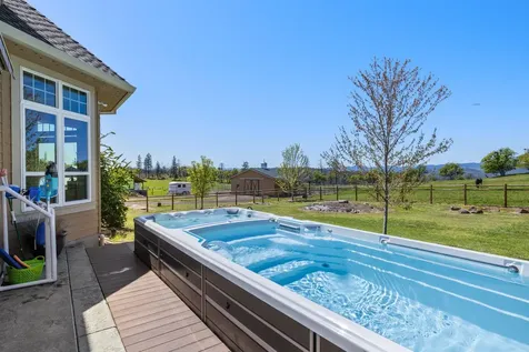 2170 Butte Falls Highway Eagle Point OR 97524