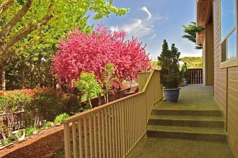 479 Quail Run Eagle Point OR 97524
