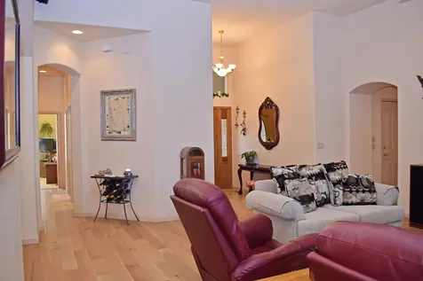 479 Quail Run Eagle Point OR 97524