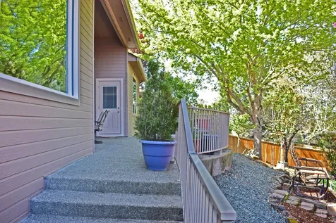 479 Quail Run Eagle Point OR 97524