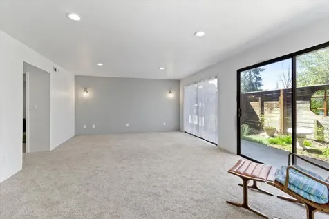 1503 Stardust Way Medford OR 97504