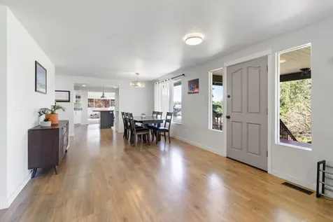 1503 Stardust Way Medford OR 97504