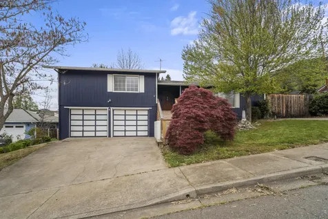 1224 NE John Drive Grants Pass OR 97526