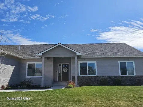 3737 Valinda Way Klamath Falls OR 97603