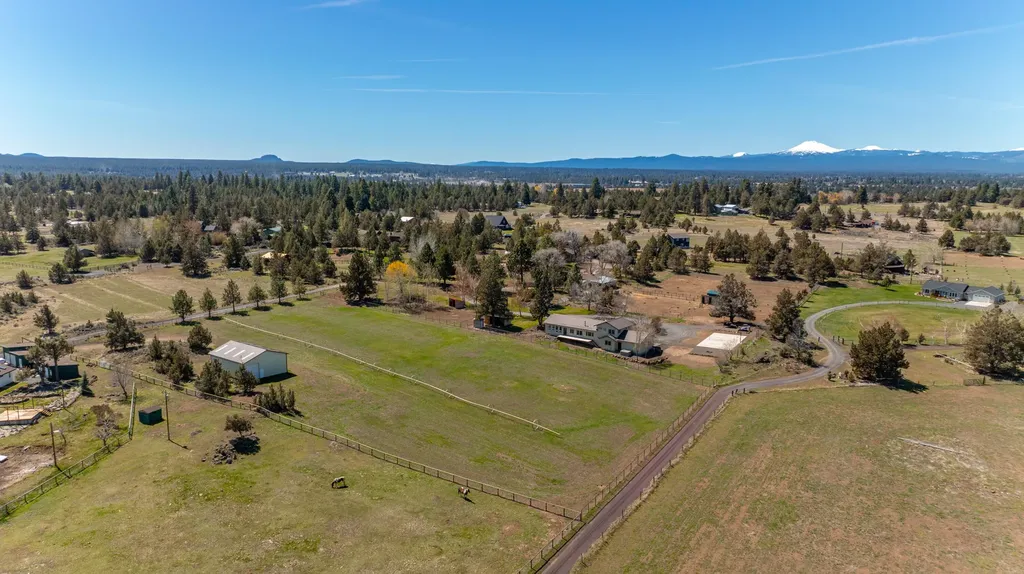 61265 Ward Road Bend OR 97702