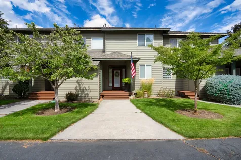 1020 Golden Pheasant Drive Redmond OR 97756
