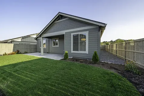 3978 Wyoming Lane Medford OR 97504