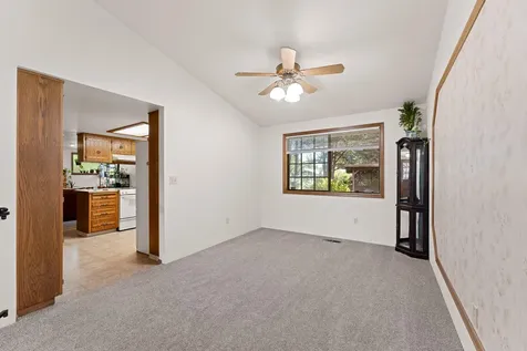 2865 Seckel Court Medford OR 97504