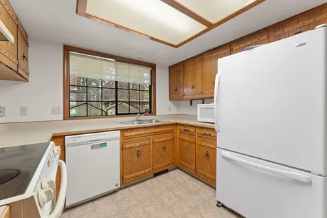 2865 Seckel Court Medford OR 97504