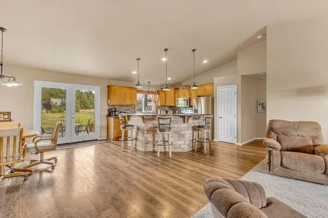 4742 SE Sioux Loop Prineville OR 97754