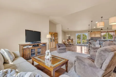 4742 SE Sioux Loop Prineville OR 97754