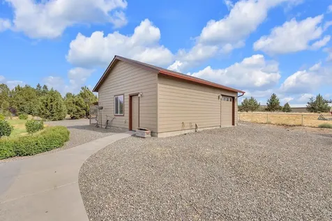 4742 SE Sioux Loop Prineville OR 97754