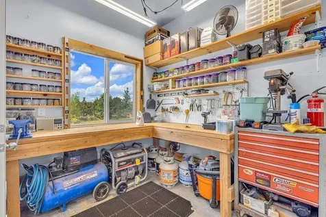 4742 SE Sioux Loop Prineville OR 97754