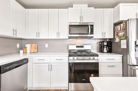 1869 NE 3rd Street Redmond OR 97756