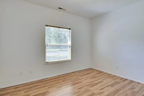20674 Honeysuckle Lane Bend OR 97702