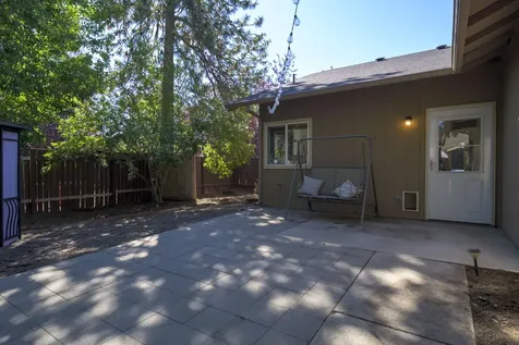 20674 Honeysuckle Lane Bend OR 97702
