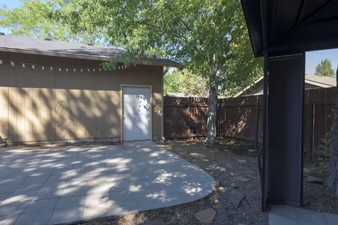 20674 Honeysuckle Lane Bend OR 97702