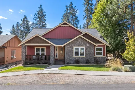 1141 E Cascade Avenue Sisters OR 97759