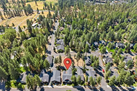 1141 E Cascade Avenue Sisters OR 97759
