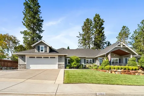 1112 NW Morgan Lane Grants Pass OR 97526