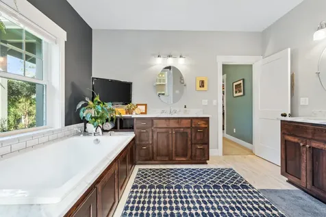 1112 NW Morgan Lane Grants Pass OR 97526