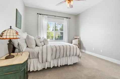 1112 NW Morgan Lane Grants Pass OR 97526