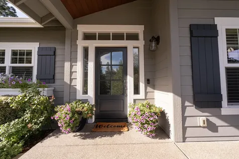 1112 NW Morgan Lane Grants Pass OR 97526